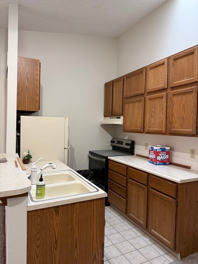 Building Photo - 4019 Lillie Ave