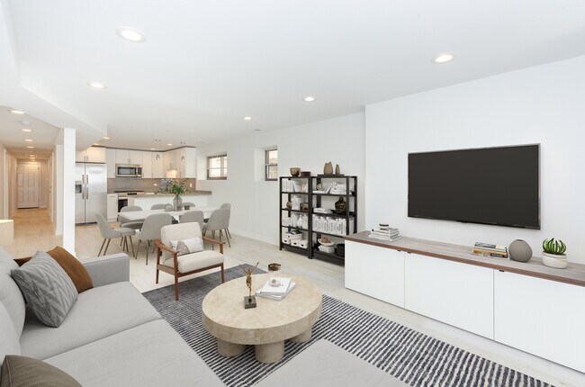 Foto del edificio - 3630 N Kimball Ave
