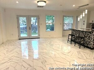 Building Photo - 6231 Pancho Villa Dr