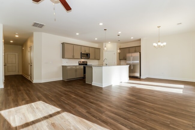 Foto del edificio - Modern 4 Bedroom in Hanahan!