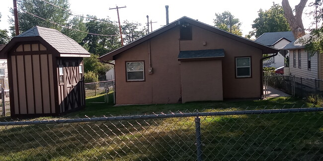 Rear - 824 S Washington St