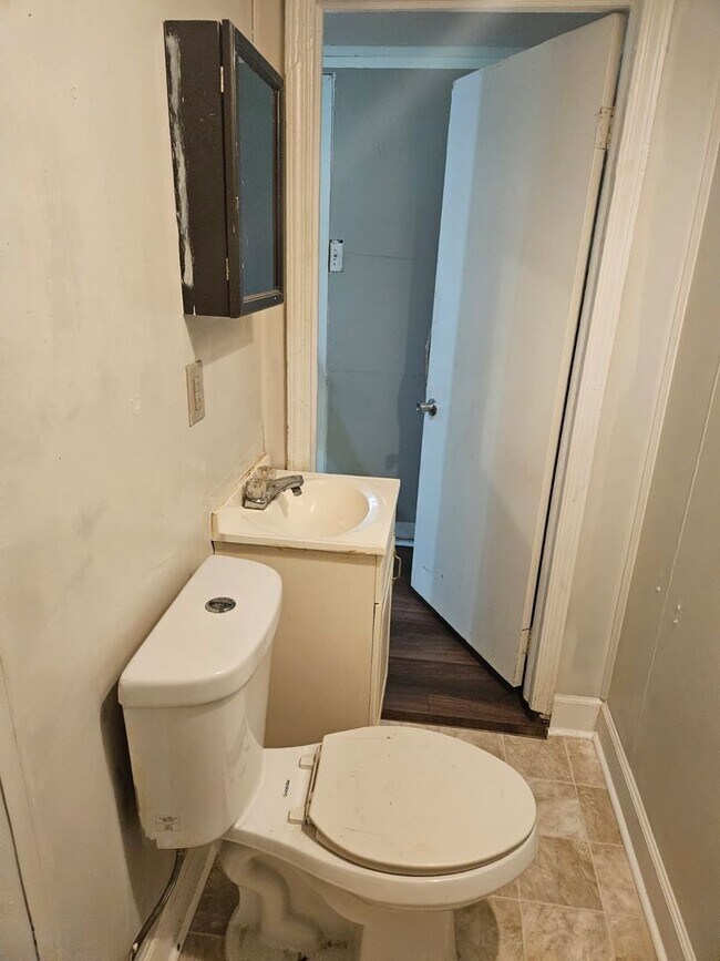 Foto del edificio - 2206 Roosevelt Dr