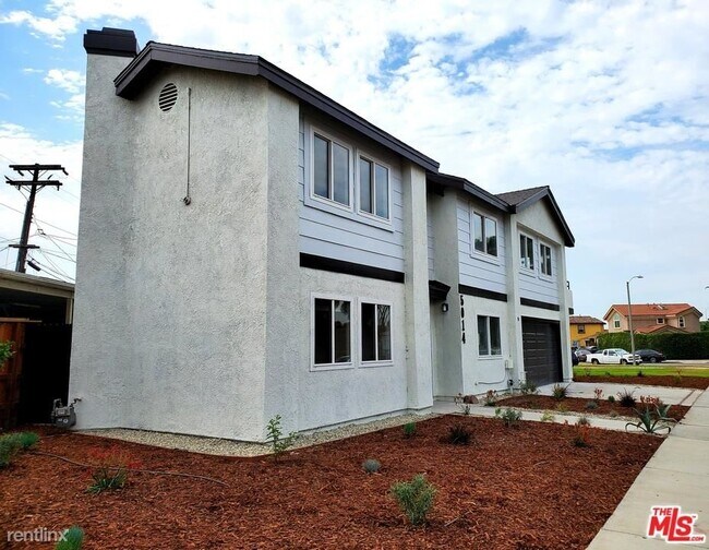 Building Photo - 3 br, 2.5 bath House - 5014 W 101st St