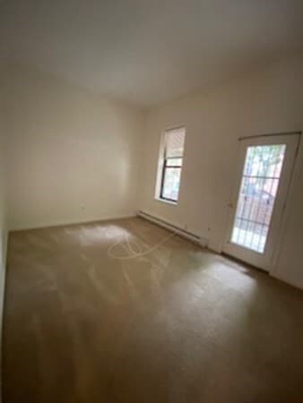 Foto del edificio - 102 E Brookline St