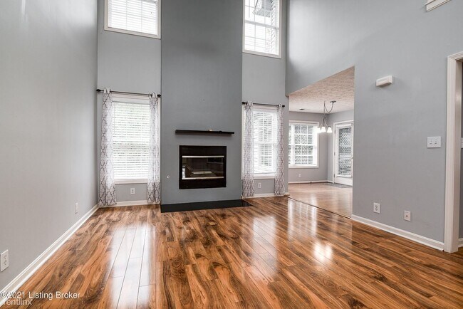Building Photo - 3 br, 3 bath House - 845 Nevada St