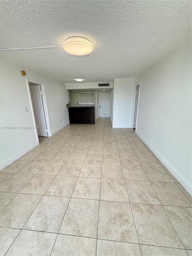 Foto del edificio - 14155 SW 87th St