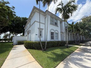 Building Photo - 4094 SW 159th Ave