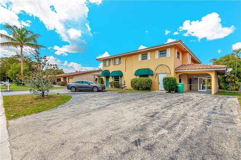 Foto principal - 8937 NW 27th St
