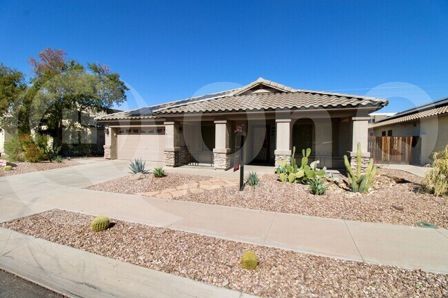 Foto del edificio - 16372 W Woodlands Ave