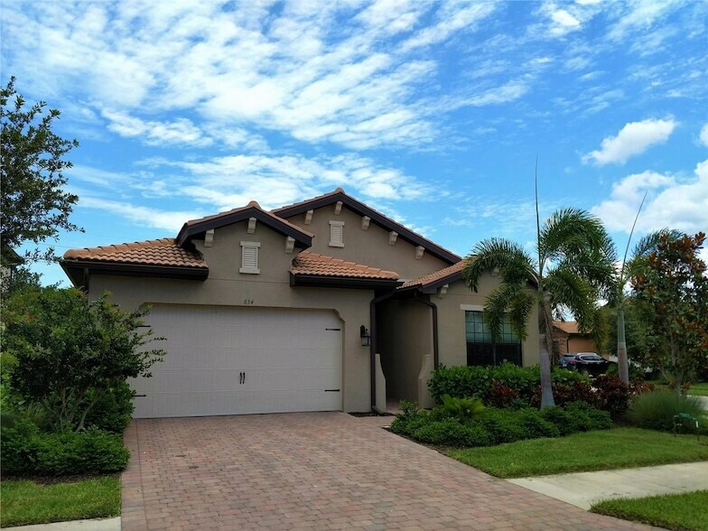 Foto principal - 654 Resolute Ln