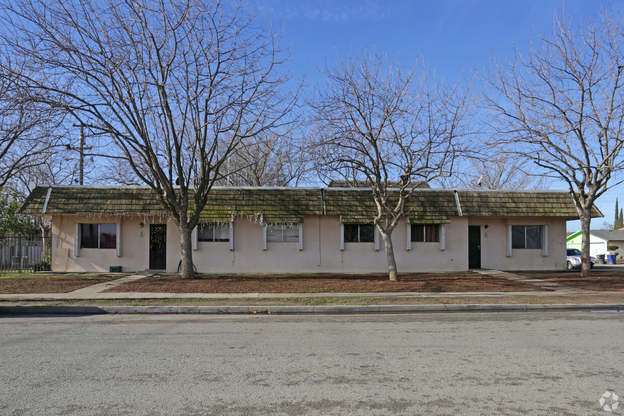 Building Photo - Huron Apartments