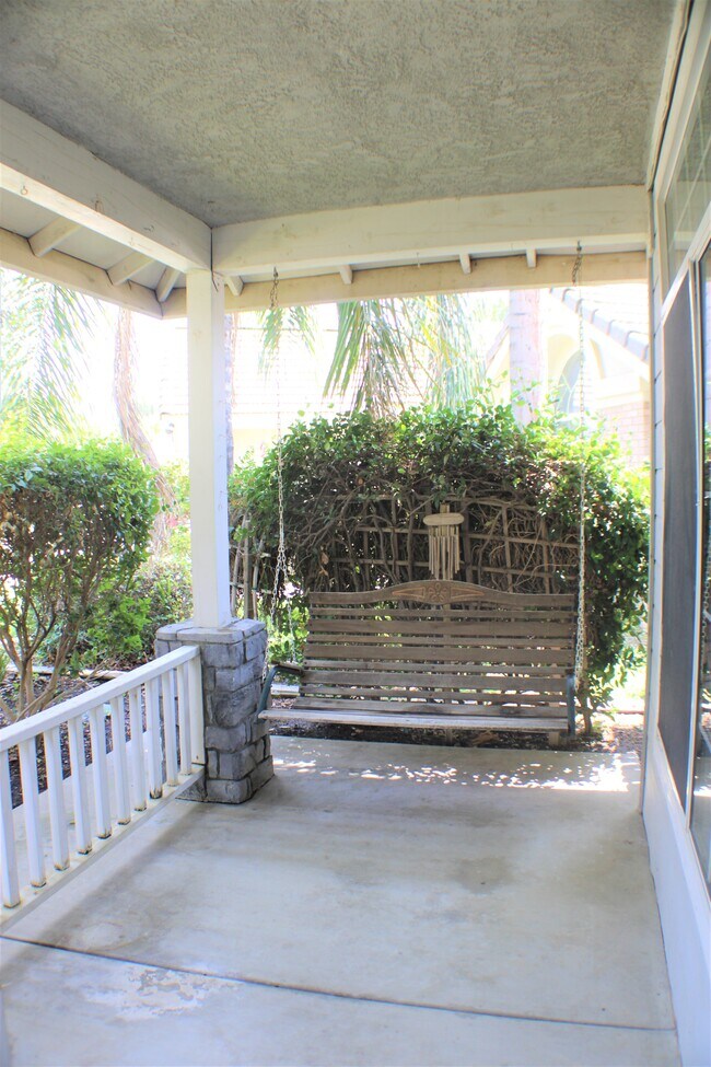 Building Photo - 10911 Martingale Dr