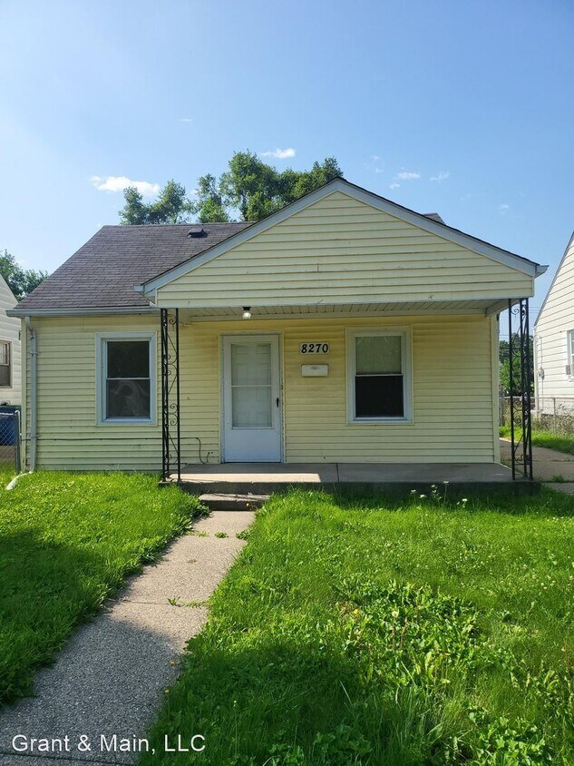 2 br, 1 bath House 8270 Studebaker House for Rent in Warren, MI