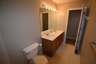 Building Photo - 101 Hagerman Ct