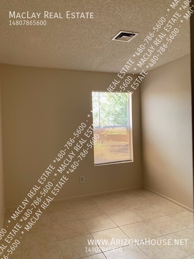 Building Photo - 6945 W Ironwood Dr