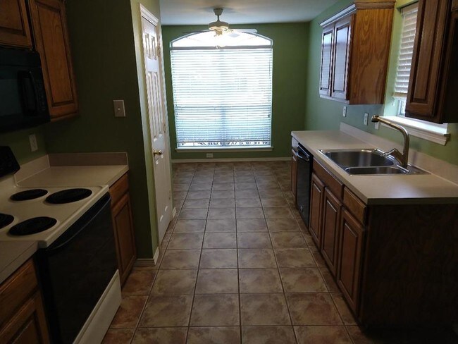Building Photo - 5525 Alta Verde Cir