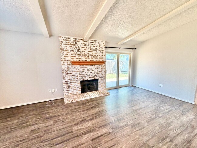 Foto del edificio - 5703 3rd St