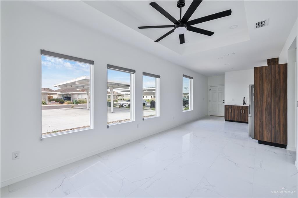 Foto principal - 5322 Vision St