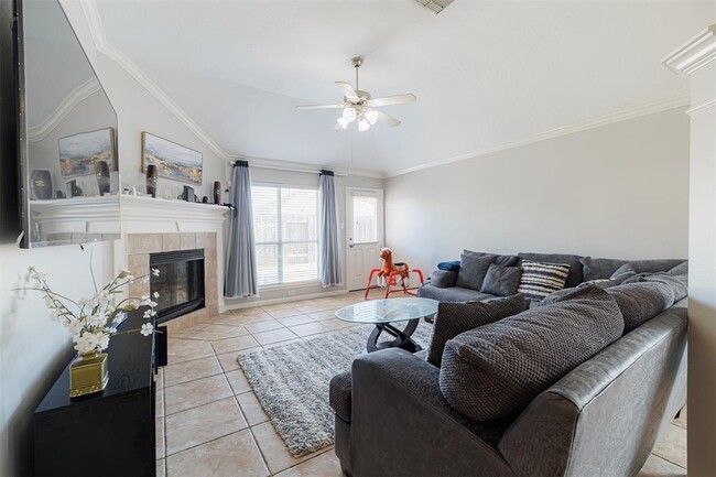 Building Photo - 1030 Bahia Vista Dr