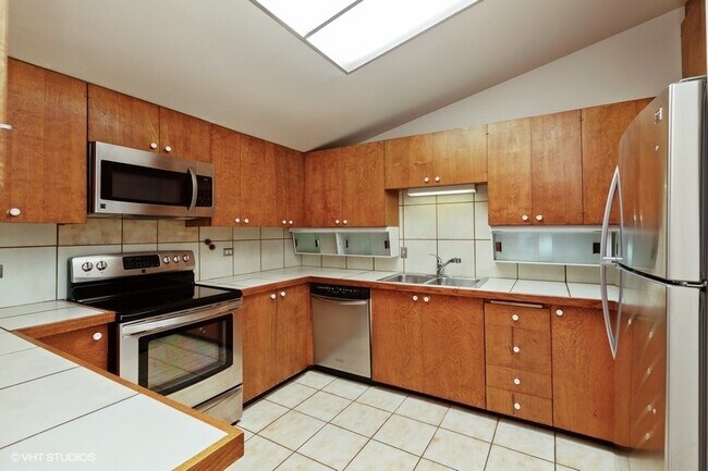 Foto del edificio - 67 Forest Ave