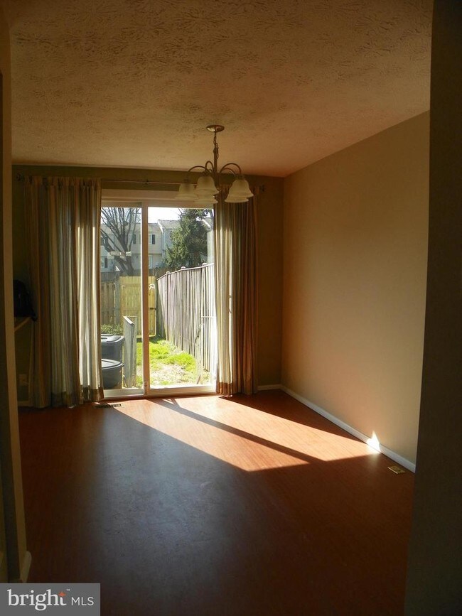 Foto del edificio - 3717 Evans Trail Way