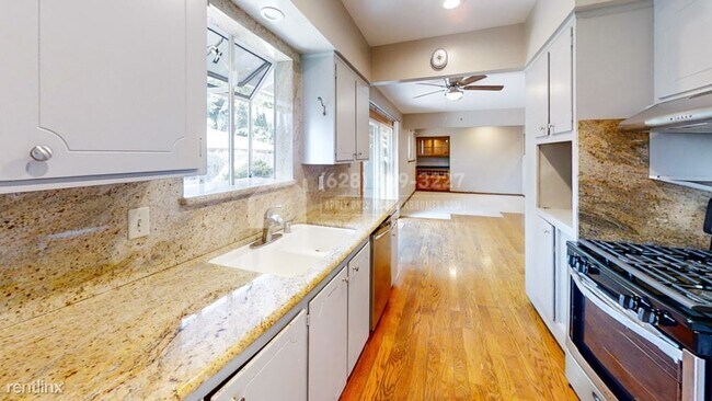 Building Photo - 3 br, 2 bath House - 40741 Marino Ct -