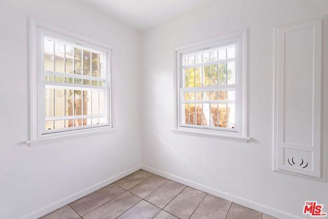 Foto del edificio - 322 E 99th St