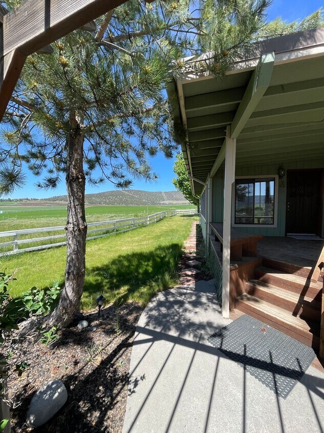 Rural living at its finest! Large 3bdrm 2... - Rural living at its finest!  Large 3bdrm 2...