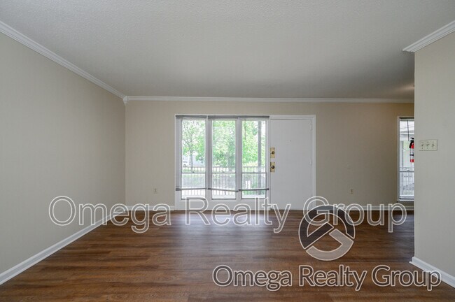 Building Photo - 4724 S Court St