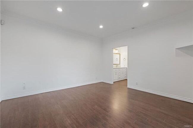 Foto del edificio - 17061 Germain St