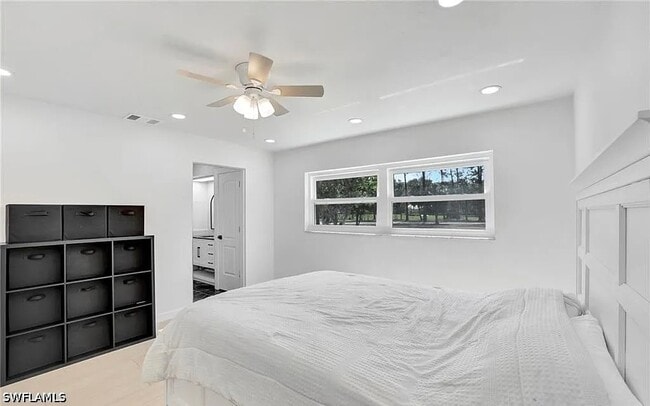 Foto del edificio - 4500 1st Ave NW