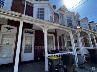 Building Photo - 830 Prangley Ave