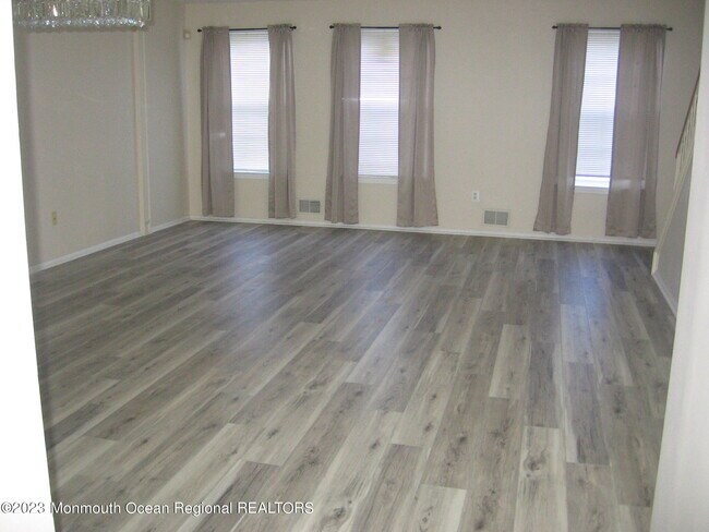 Foto del edificio - 1708 Ridgeview Ct