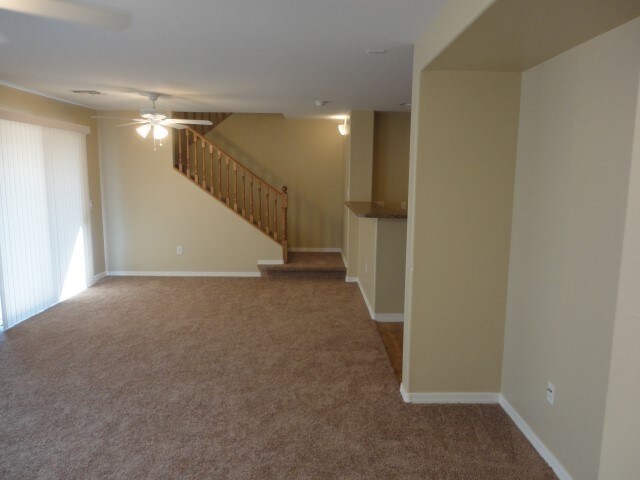 Building Photo - 245 W Paseo Celestial
