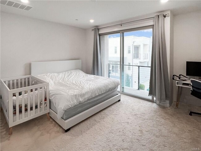 Building Photo - 125 Cadence