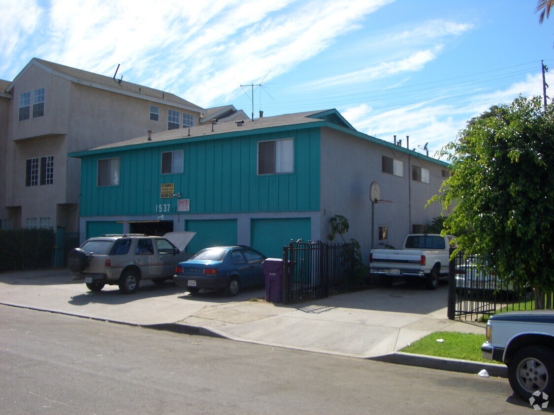 Foto del edificio - 1537 Locust Ave