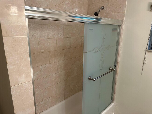 Foto del edificio - 3513 NW 33rd St