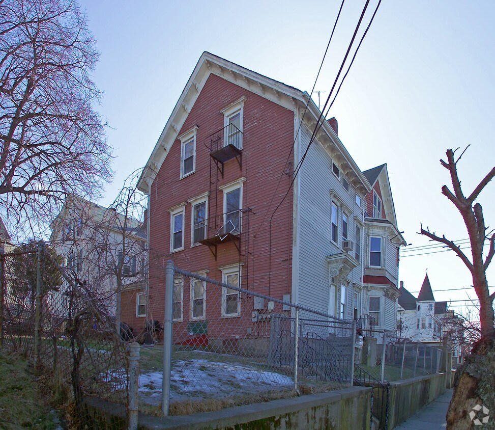 Foto del edificio - 904 Middle St