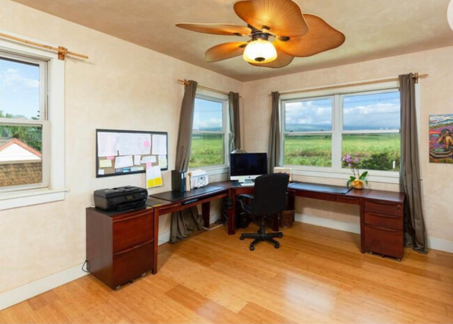 Building Photo - 10 Ulupua Pl