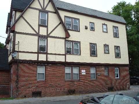 Building Photo - 358 Washington St