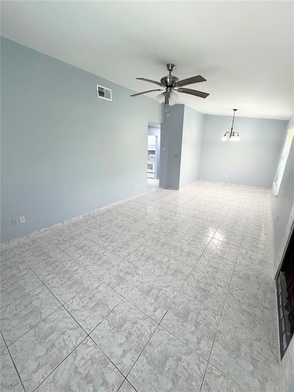 Foto del edificio - 4882 S Semoran Blvd