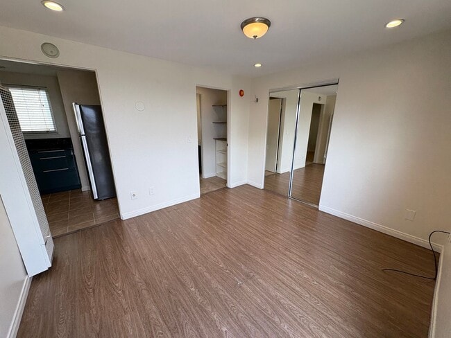 Building Photo - ***1st months rent free***Studio Apartment...