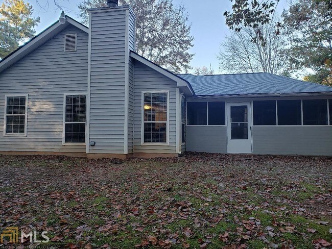 Foto del edificio - 2137 Briar Glen Ln SW
