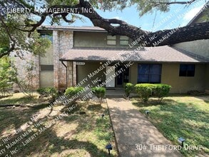Building Photo - 304 Thetford Dr