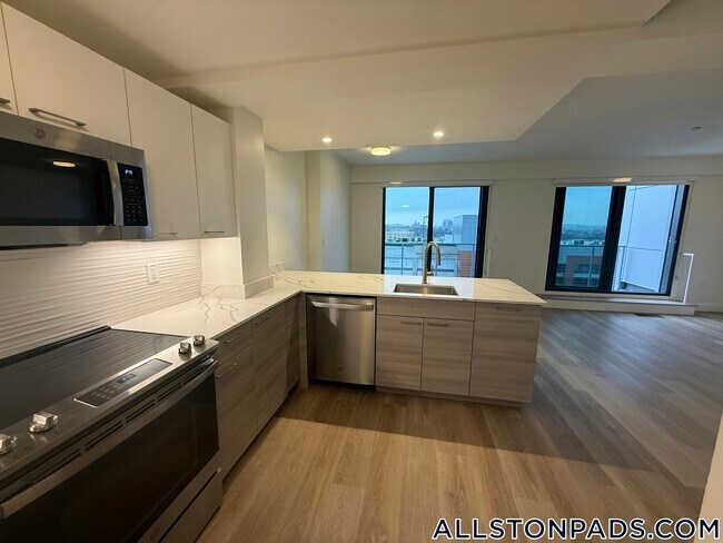 Foto del edificio - 1079 Commonwealth Ave