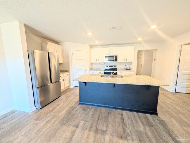 Foto del edificio - 7516 Oak Lake Blvd