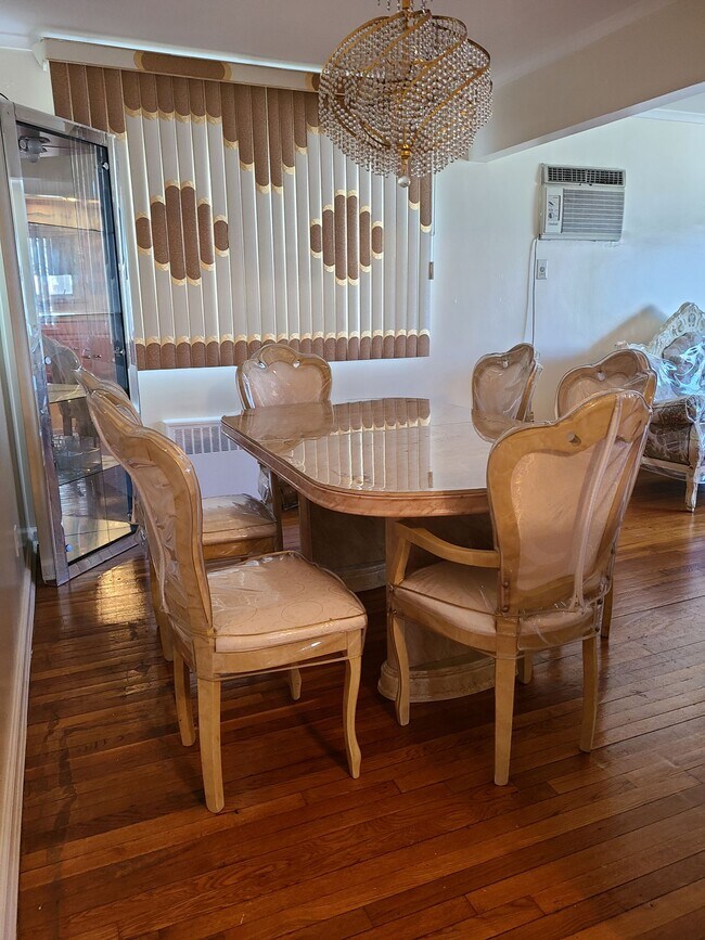 Foto del edificio - 8921 198th St