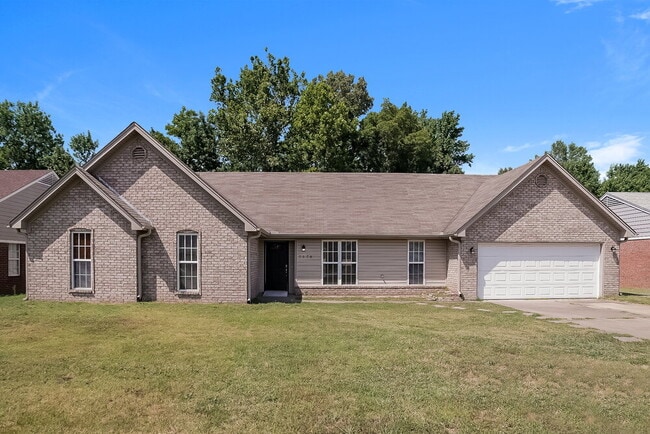 Building Photo - 7578 Woodshire Dr