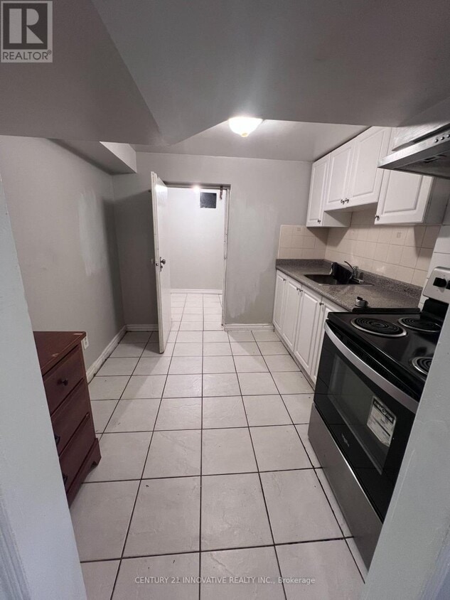 Photo principale - 727 Brimley Rd