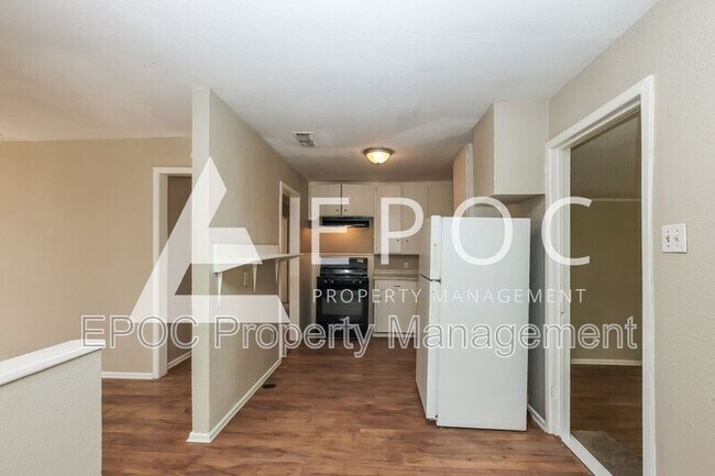 Building Photo - 705 N 3rd St